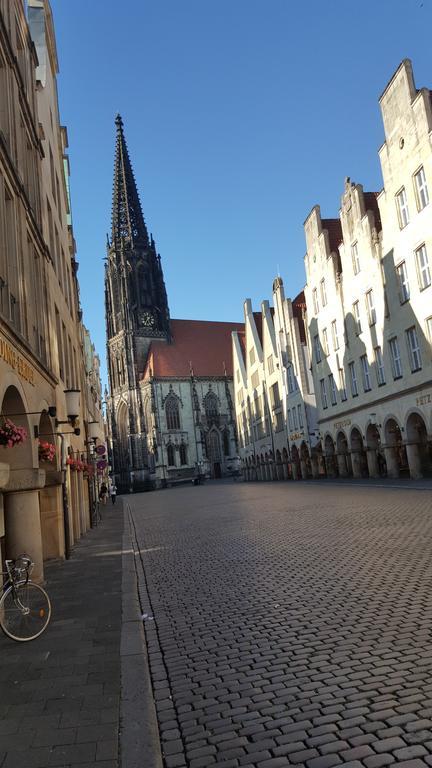 Muenstersdachstuebchen Munster (North Rhine-Westphalia) Exterior photo